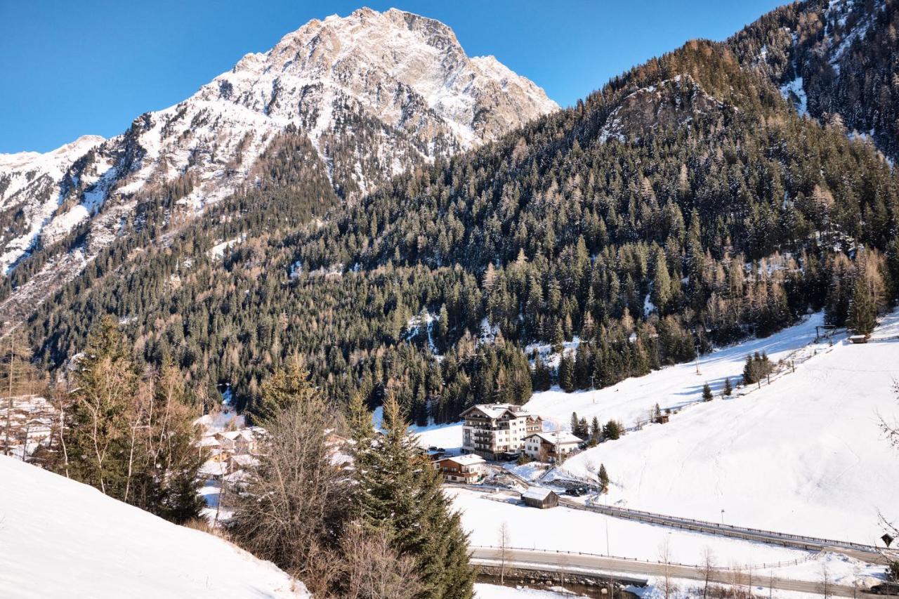 Aktivhotel Feichtner Hof Kaunertal Exteriér fotografie