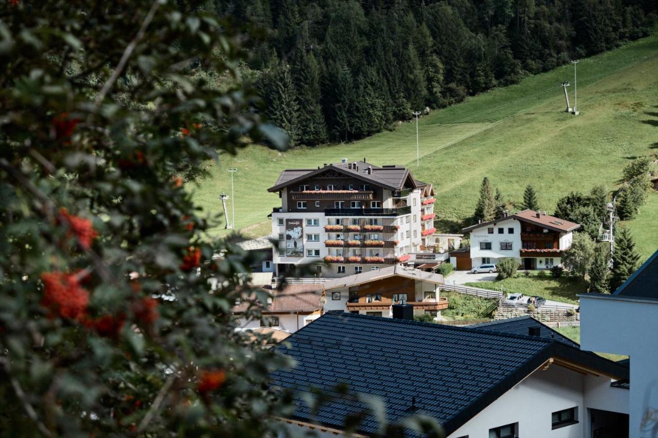 Aktivhotel Feichtner Hof Kaunertal Exteriér fotografie